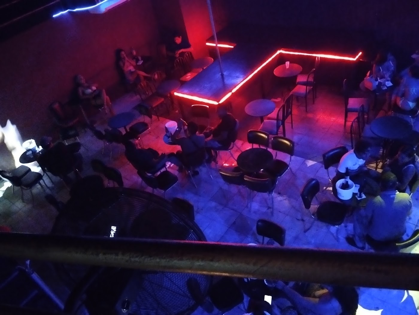 Mens club Malibú
